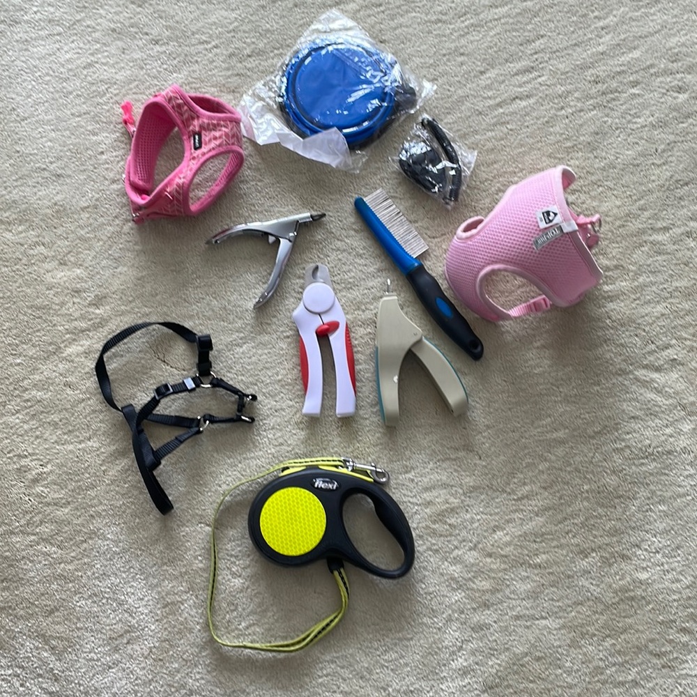Various pet items